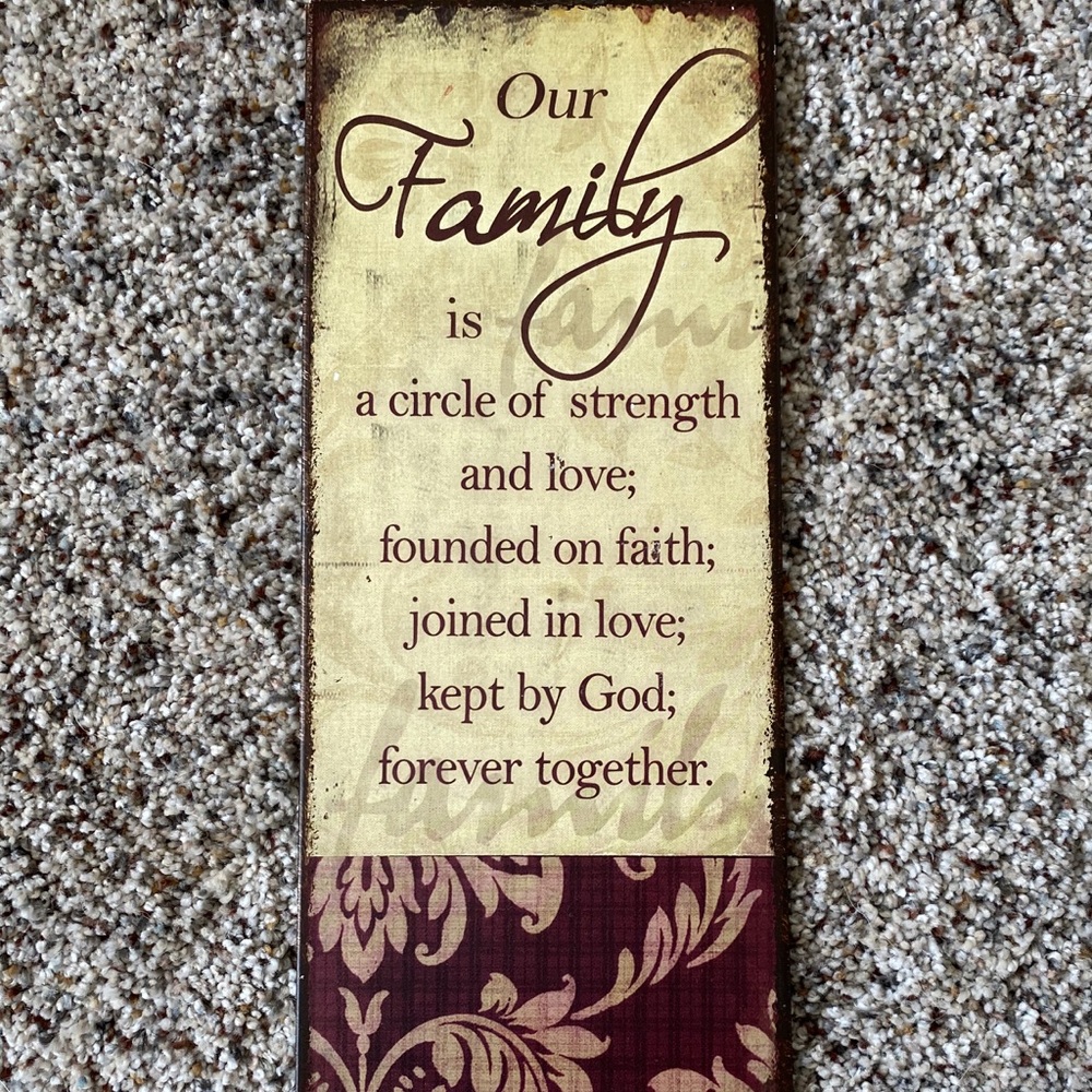 Metal family sign New